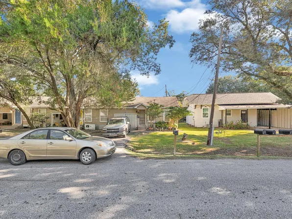 404 3rd St, League City, TX 77573