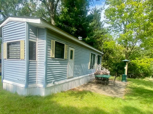 5/154 Woodhaven Dr E, Sublette, IL 61367