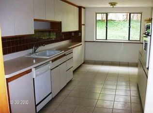 2167 Lyndway Rd, Beachwood, OH 44122