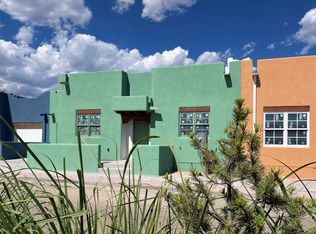 525 Camino De Guadalupita, Santa Fe, NM 87505