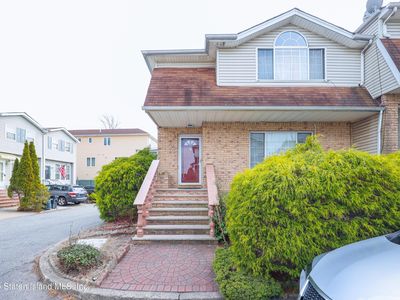 58 Hope Ln, Staten Island, NY, 10305