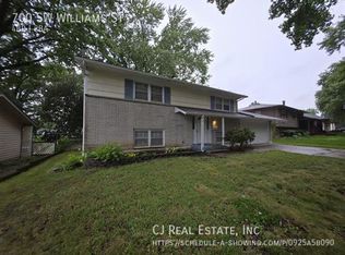 700 SW Williams St, Lees Summit, MO 64081