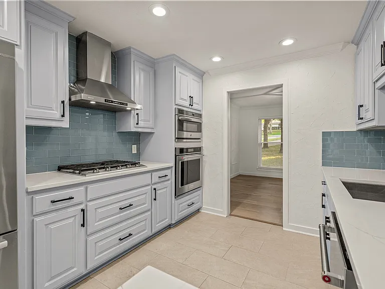 1015 Cimarron Cir — Photo 14