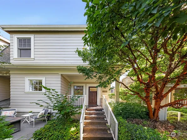 2004 California Avenue SW #B, Seattle, WA 98116