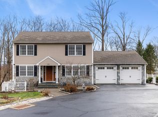 1282 Summit Rd, Cheshire, CT 06410