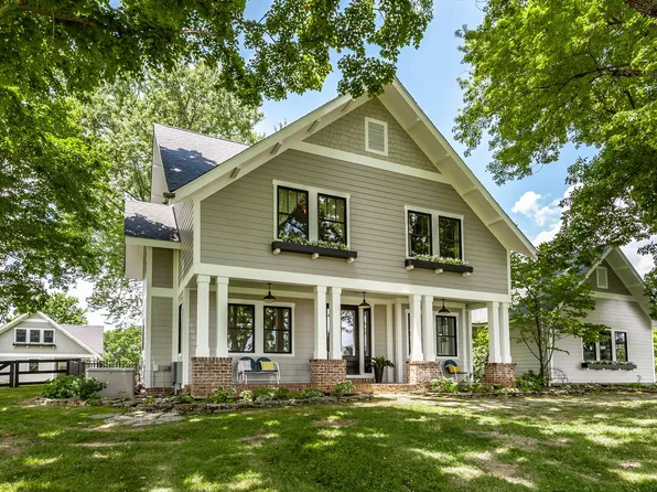 1050 Durham Ln, Springfield, TN 37172