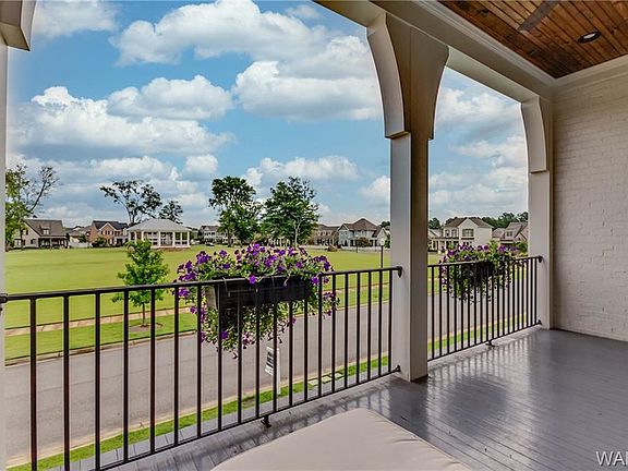 5th image of 630 Founders Park S