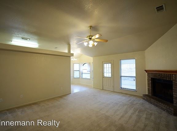 2nd image of 1403 Joe Morse Dr