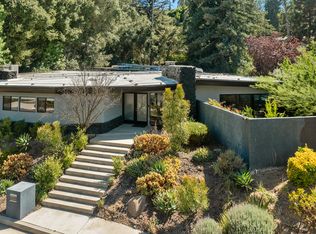 3581 Valley Meadow Rd, Sherman Oaks, CA 91403