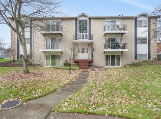 2759 Leonard St NW APT C8, Grand Rapids, MI 49504