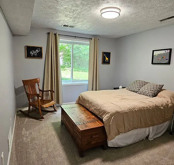 2467 E Potter Rd — Photo 19