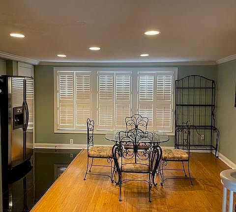 5th image of 61 Breakers Ln