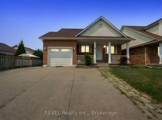 35 Summers Dr, Thorold, ON L2V 4Z9