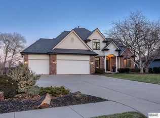 1801 S 186th St, Omaha, NE 68130