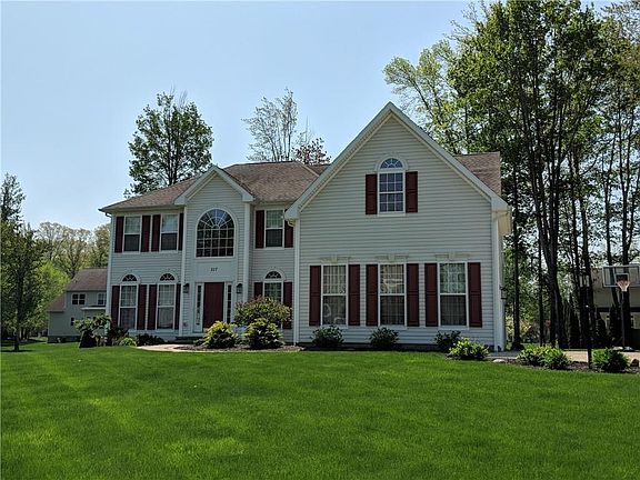 2nd image of 517 Deer Haven Dr