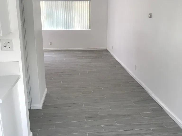 14005 S Budlong Ave #B1 & C3 — Photo 6