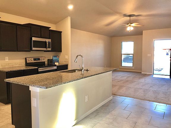 5th image of 13814 Avenue S
