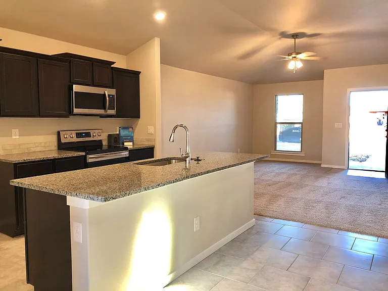 13814 Avenue S — Photo 5