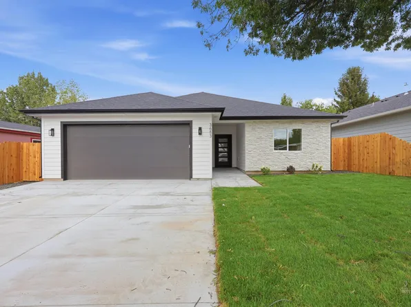 3683 S Kingsland Way, Boise, ID 83716