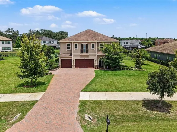 17823 Daisy Farm Dr, Lutz, FL 33559