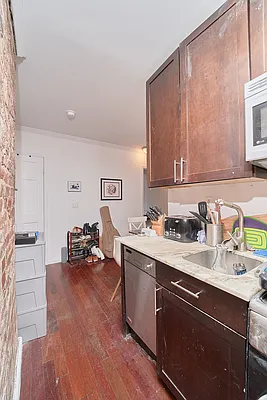 Rented by Living New York | media 13
