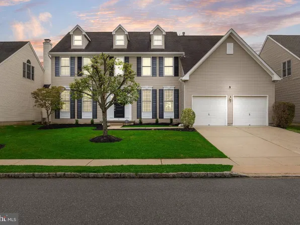 43 Sawgrass Dr, Westampton, NJ 08060