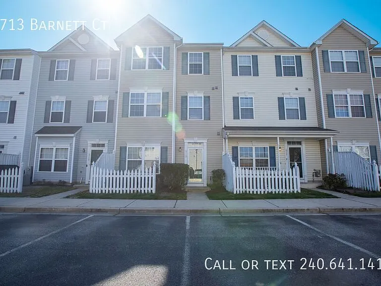 1713 Barnett Ct — Photo 1