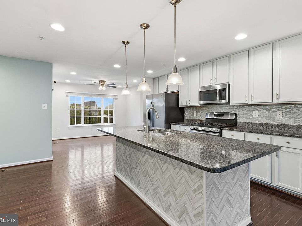 1st image of 8529 Stansbury Lake Dr