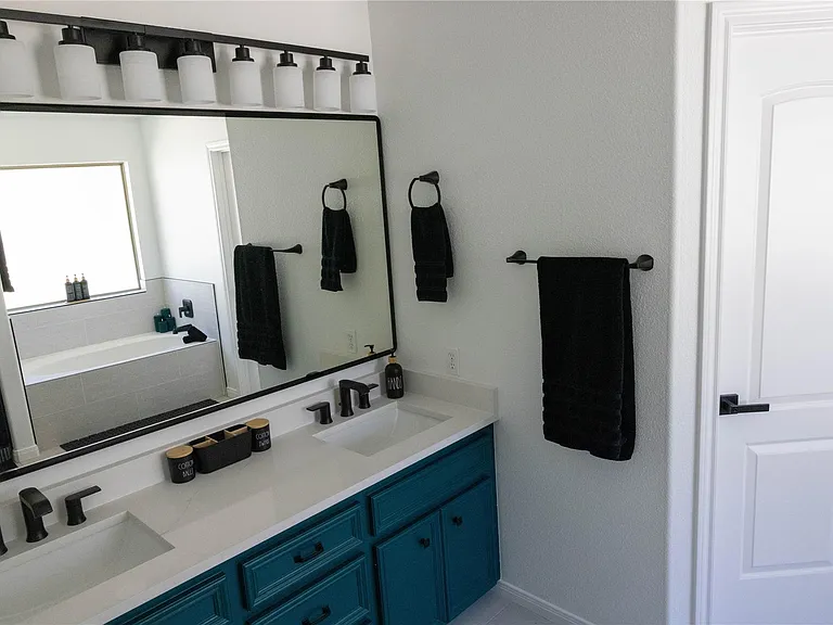 17023 Lexington Dr — Photo 15