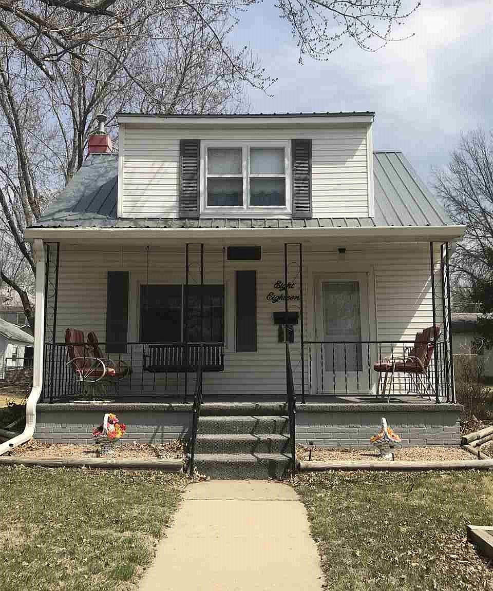 818 N 10th St Beatrice NE 68310 Zillow