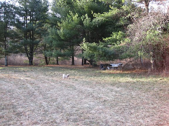 2nd image of 840 Parkway Ln S