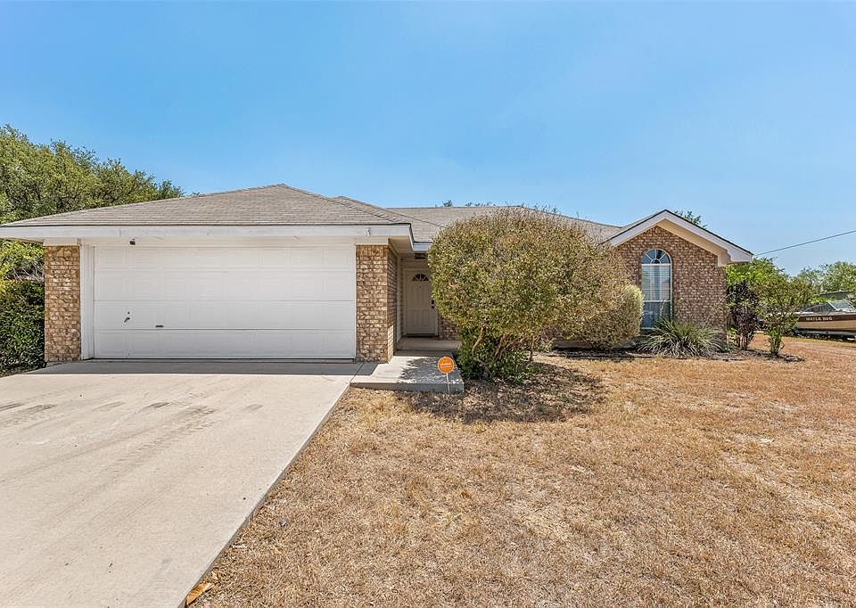 1st image of 995 Terraha Dr