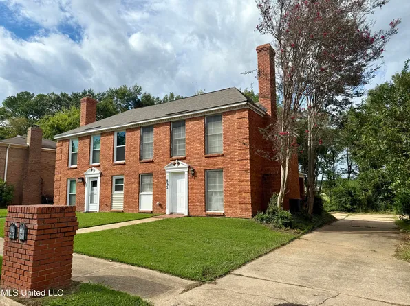 852 Sussex Pl, Ridgeland, MS 39157