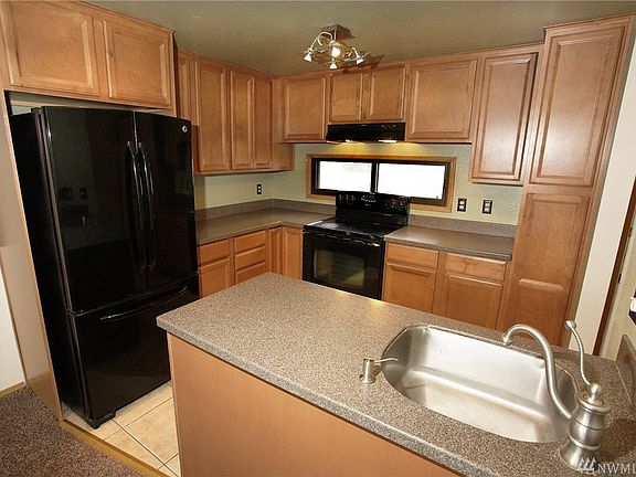 3rd image of 21650 14th Ave S APT F1