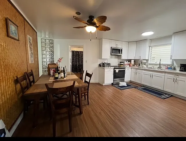 3 bed, 1024 sqft, $950 — Photo 2