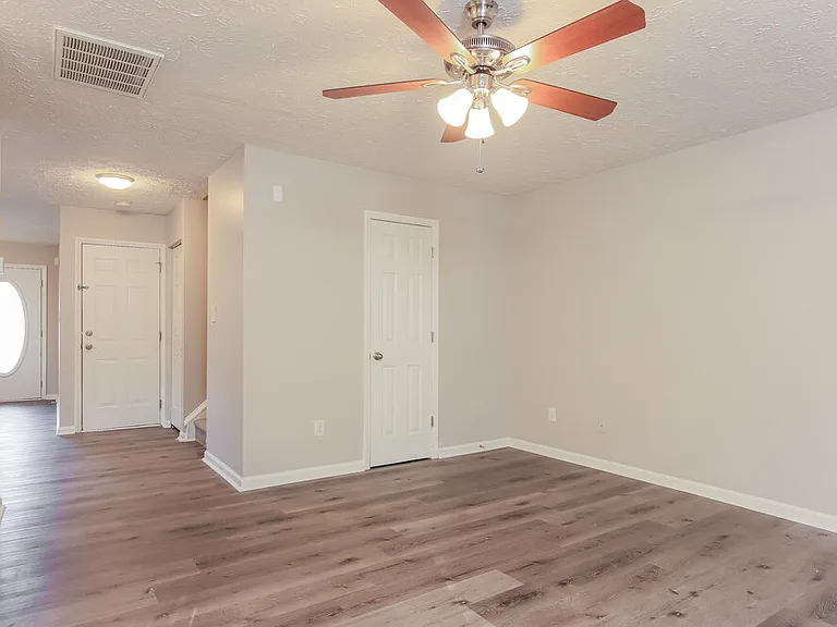 5700 Brambleton Ave — Photo 4