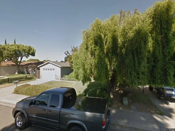 602 Dixie Ln, Ripon, CA 95366