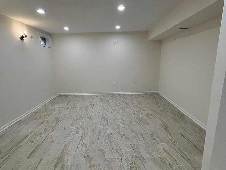 44331 Ladiesburg Pl — Photo 24
