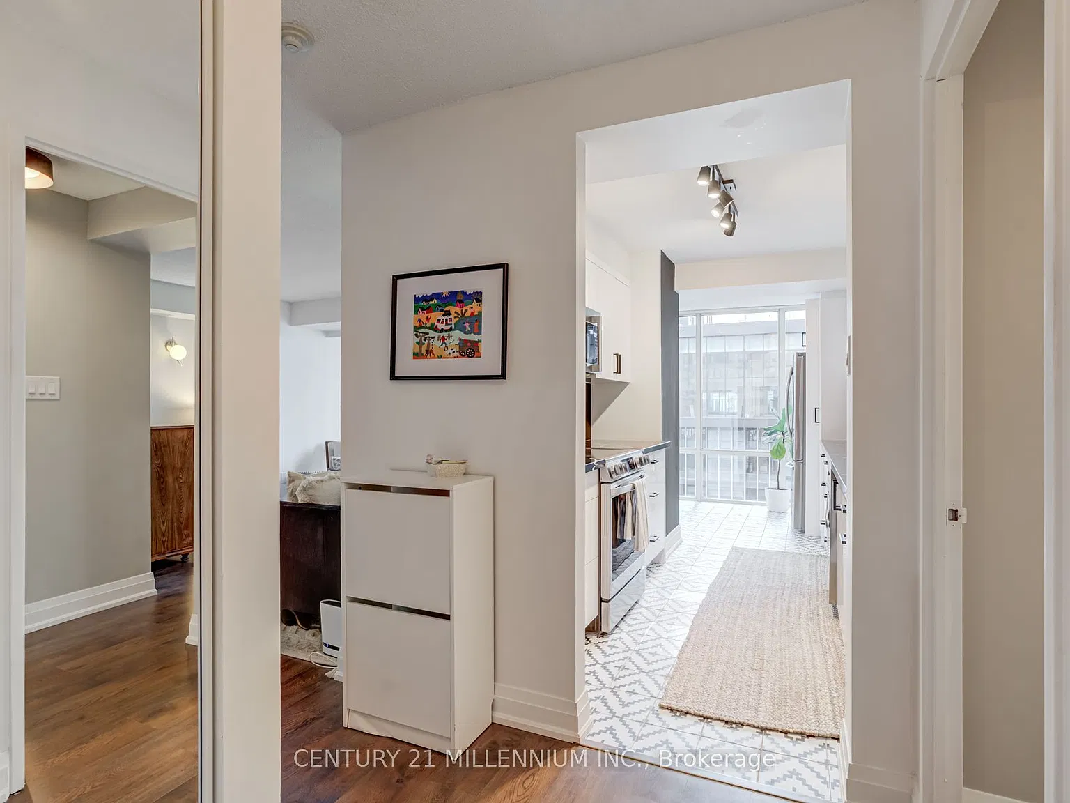 3 bed, $3,500 — Photo 3