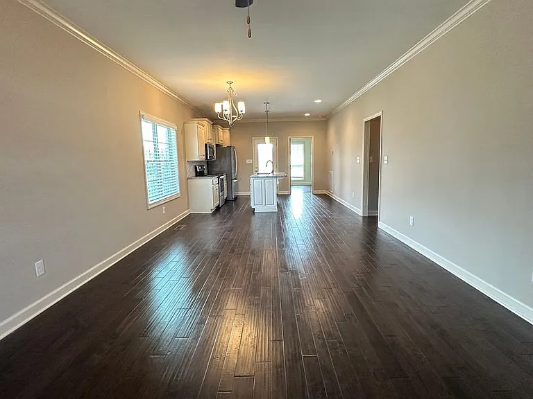 436 Lucy Cir — Photo 7
