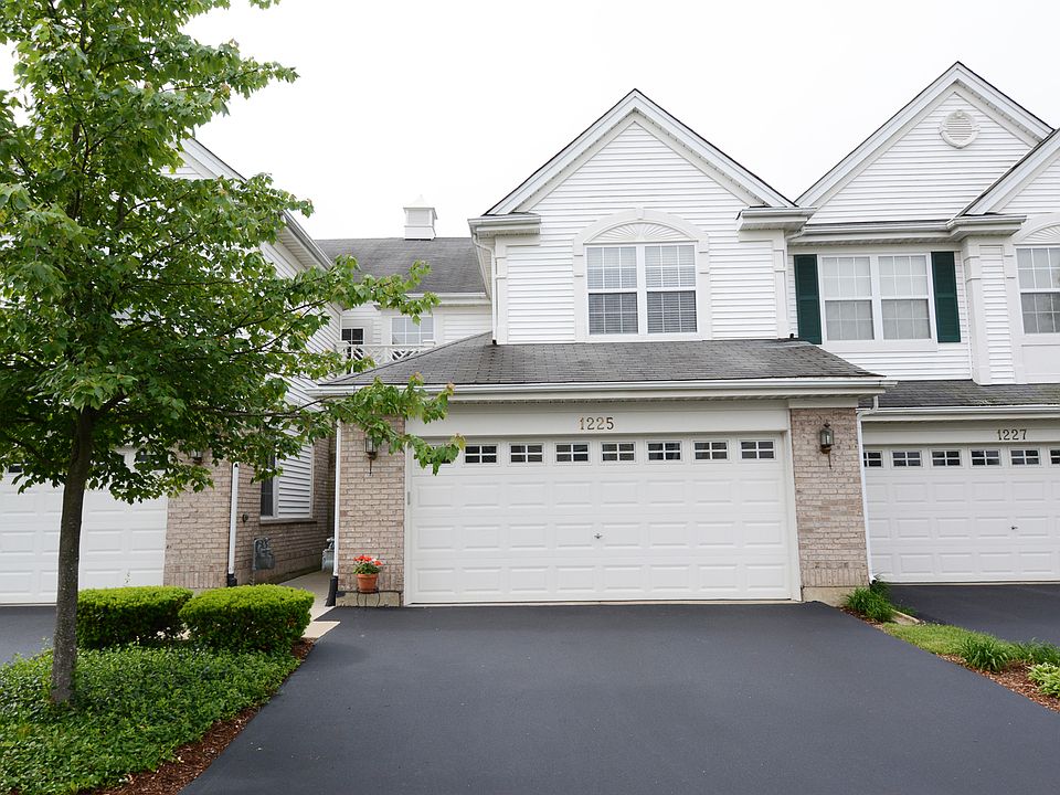 1st image of 1225 Tamarack Dr