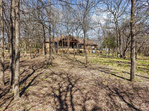 3rd image of 107 Falls Creek Ln