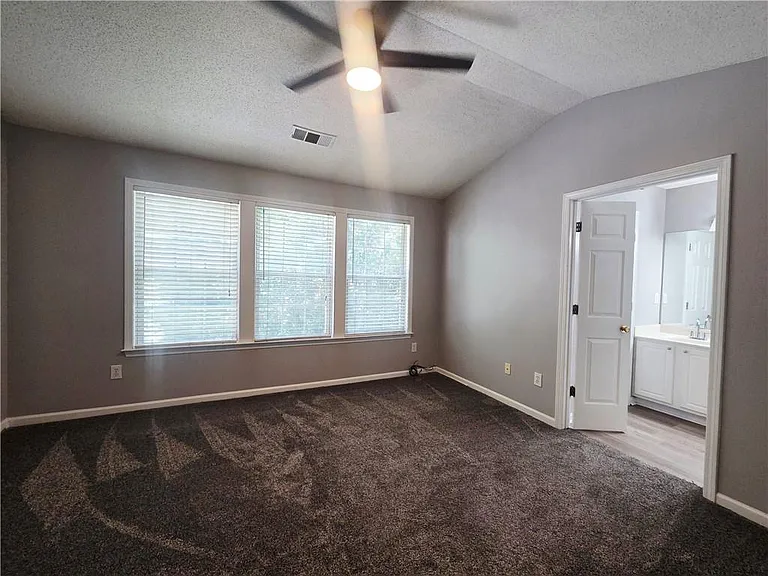 4645 Valais Ct #87 — Photo 8