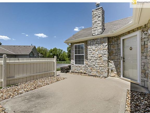 4th image of 6156 NE Kensington Dr #22-A