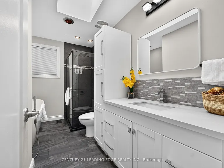 4012 Ellesmere Rd — Photo 25