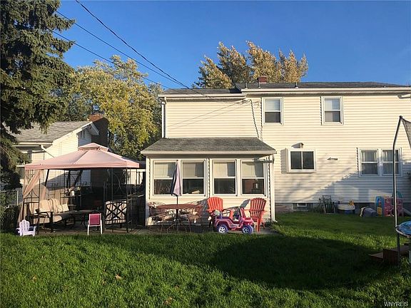 2nd image of 154 Lorelee Dr