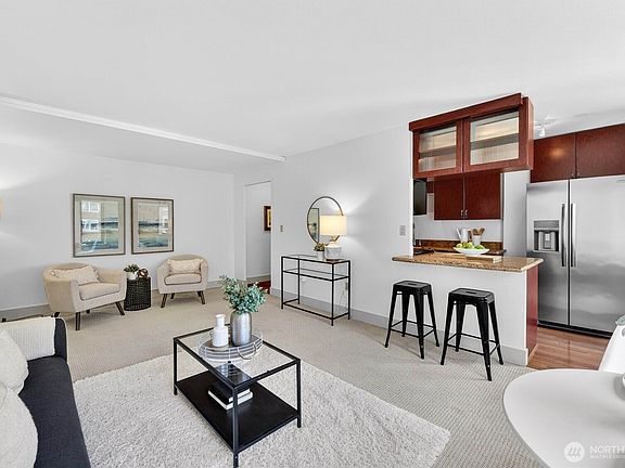 2nd image of 1105 Spring Street #1011