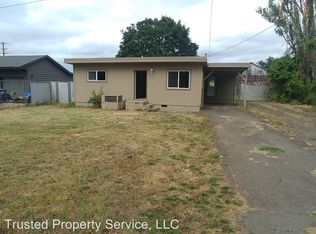 1192 N 30th St, Springfield, OR 97478