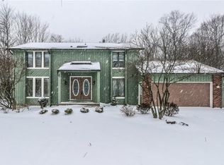 206 Andiron Ln, Rochester, NY 14612