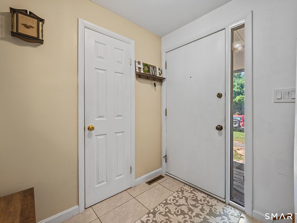 1st image of 50 Northampton Lane #50